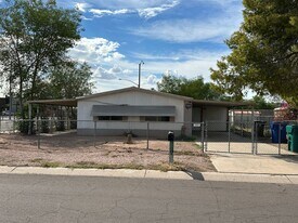 1250 S 76th Pl in Mesa, AZ - Building Photo