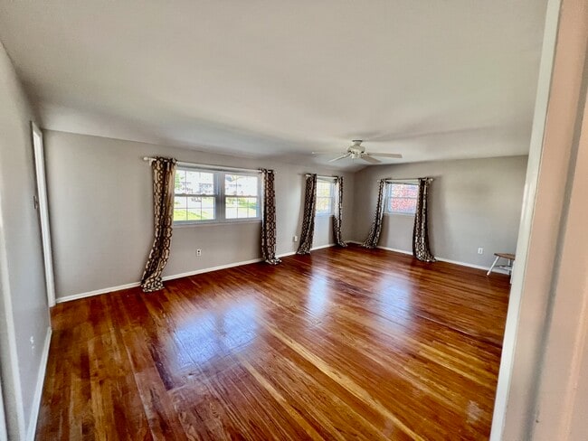 918 Rockwell Rd in Wilmington, DE - Foto de edificio - Building Photo