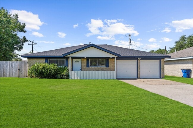 property at 2325 15th Ave N