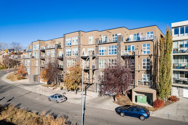 532 5th Ave NE in Calgary, AB - Building Photo - Building Photo