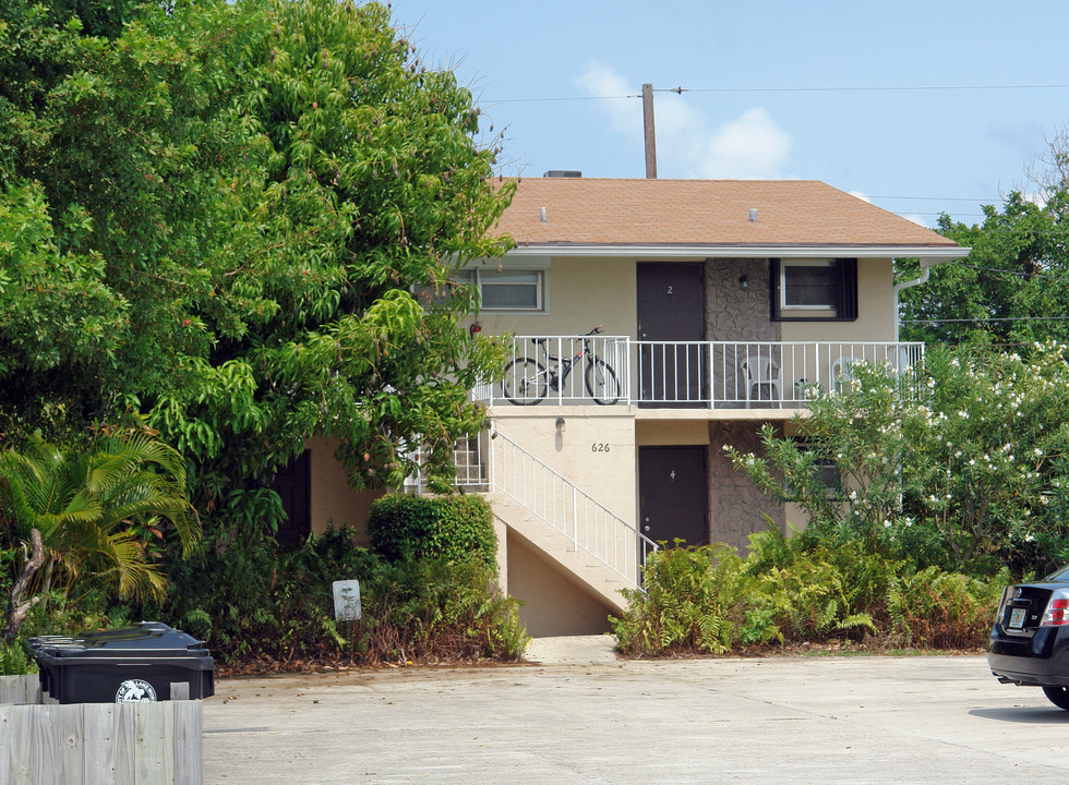 626 N Federal Hwy in Lake Worth, FL - Building Photo