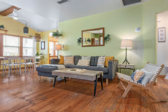 35 Desoto Pl in St. Augustine, FL - Foto de edificio - Building Photo