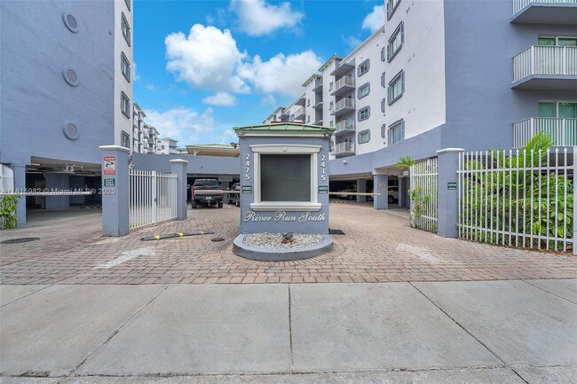 property at 2415 NW 16th Street Rd