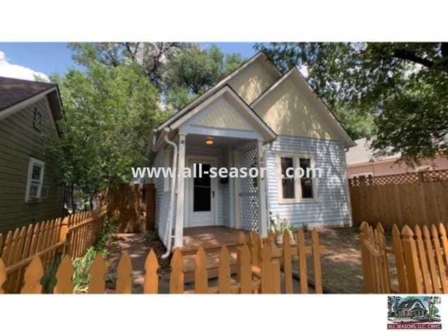 property at 3012 W Pikes Peak Ave