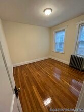 27 Park Dr in Boston, MA - Building Photo - Building Photo
