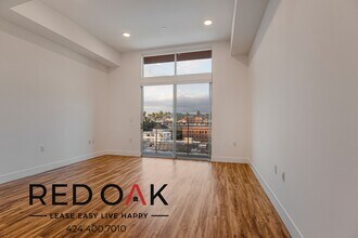 453 S Kenmore Ave in Los Angeles, CA - Building Photo - Building Photo