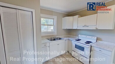 1009 Orange St in Wilmington, NC - Building Photo - Building Photo