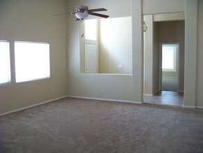 1363 Harbour Dr in Mesquite, NV - Building Photo - Building Photo