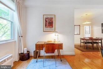 3100 Connecticut Ave NW in Washington, DC - Building Photo - Building Photo