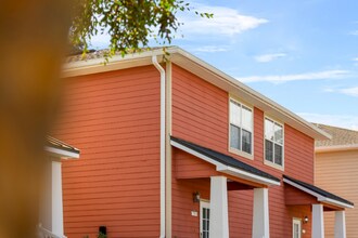 833 Arbor Lake Dr in Crestview, FL - Building Photo - Building Photo