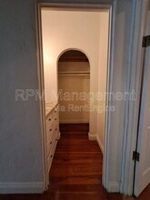 1201 N Orange Grove Ave in West Hollywood, CA - Building Photo - Building Photo