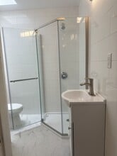 156 Luquer St, Unit 2 in Brooklyn, NY - Building Photo - Building Photo