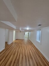 326 1st Ave S in South St. Paul, MN - Foto de edificio - Building Photo