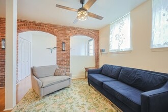 8 Summer St in Gloucester, MA - Building Photo - Building Photo