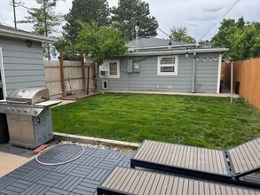 300 Stuart Street, Unit Bedroom in Denver, CO - Building Photo - Building Photo