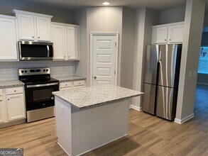 216 Finley Dr in Commerce, GA - Building Photo - Building Photo