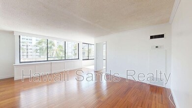 2215 Aloha Dr in Honolulu, HI - Building Photo - Building Photo