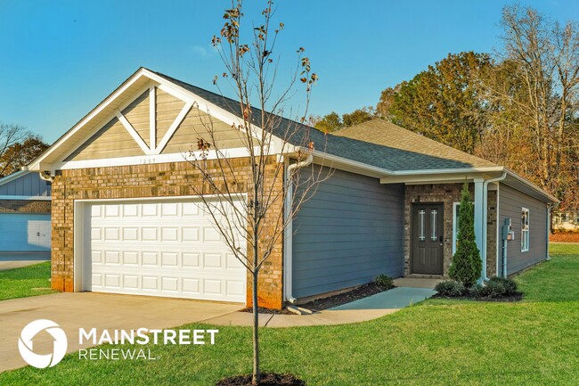 7257 Owen Park Cir in Mc Calla, AL - Foto de edificio - Building Photo