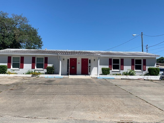 9 Eglin St in Fort Walton Beach, FL - Building Photo