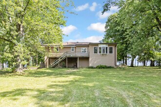 18215 W Schweitzer Rd in Elwood, IL - Building Photo - Building Photo