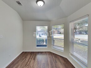 16977 Scenic Knoll in Conroe, TX - Building Photo - Building Photo