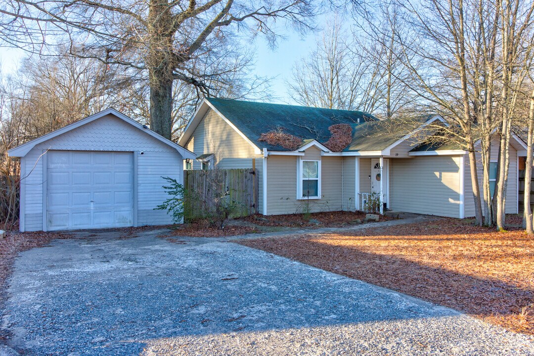 19 John Ross Dr in Greenbrier, AR - Building Photo