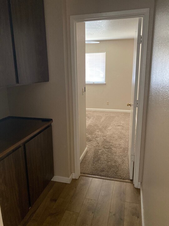 1547 Dana Dr in Redding, CA - Building Photo