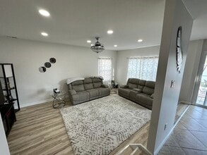 11 Christopher Ln in Mount Holly, NJ - Building Photo - Building Photo