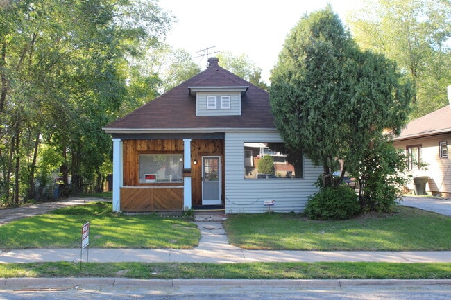 property at 3547 Adams Ave