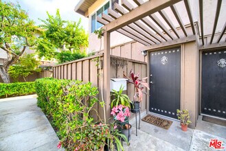 4575 Inglewood Blvd in Culver City, CA - Building Photo - Building Photo