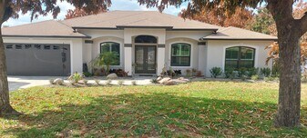 1026 S Lake Mariam Dr in Winter Haven, FL - Building Photo