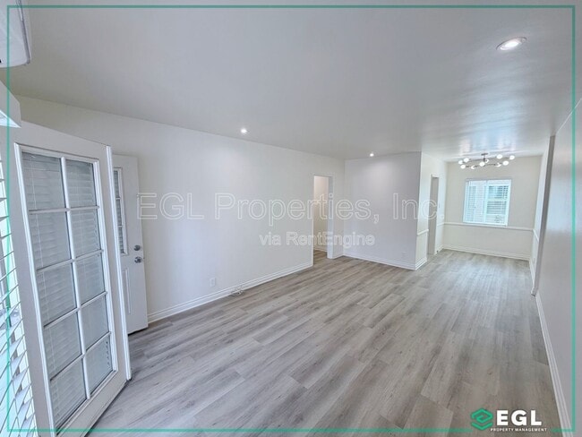 250 N Cordova St in Burbank, CA - Building Photo - Building Photo