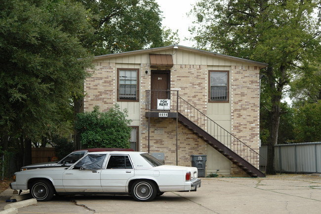 4614 Gurley Ave in Dallas, TX - Building Photo - Building Photo