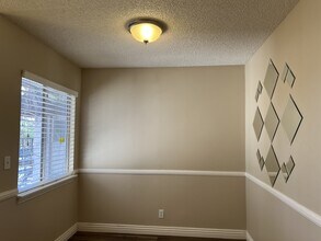 4280 Tara Ave in Las Vegas, NV - Building Photo - Building Photo