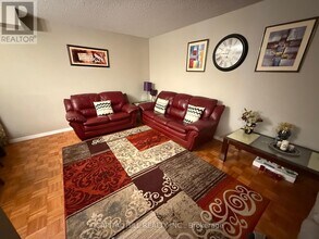 34 Allard Ave in Ajax, ON - Building Photo - Building Photo