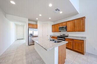 7142 W Bent Tree Dr in Peoria, AZ - Building Photo - Building Photo