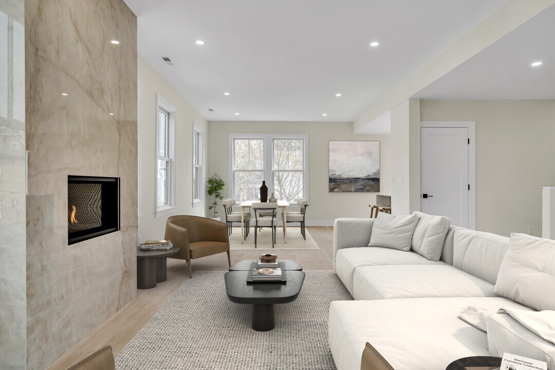 77 Thorndike St, Unit 2 in Brookline, MA - Building Photo