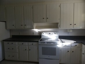 22 Bunting Ln in Poquoson, VA - Building Photo - Building Photo