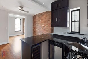 248 Mott St in New York, NY - Building Photo