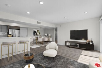 5030 Rosewood Ave in Los Angeles, CA - Foto de edificio - Building Photo