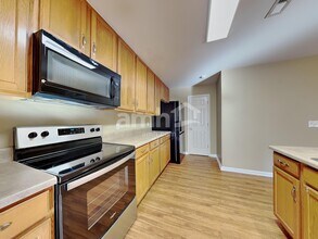 836 Willow Bay Dr in Fuquay Varina, NC - Building Photo - Building Photo