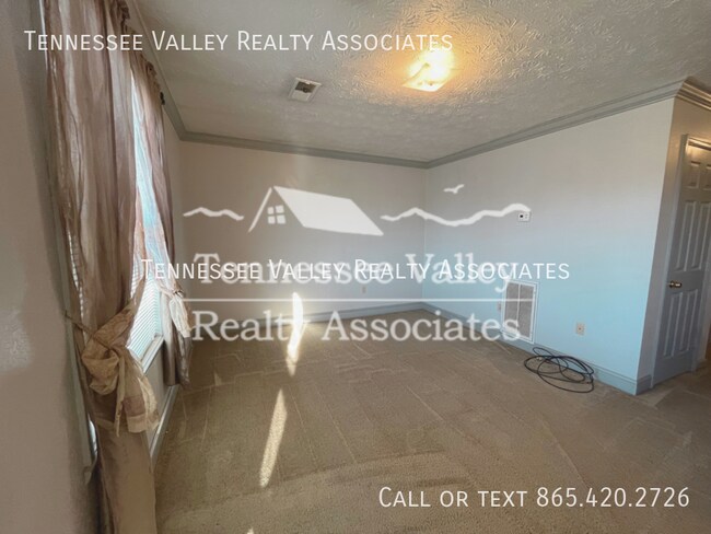 128 Herbert Heidel Rd in Wartburg, TN - Building Photo - Building Photo