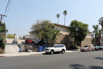 4555 1st St in Los Angeles, CA - Building Photo - Building Photo