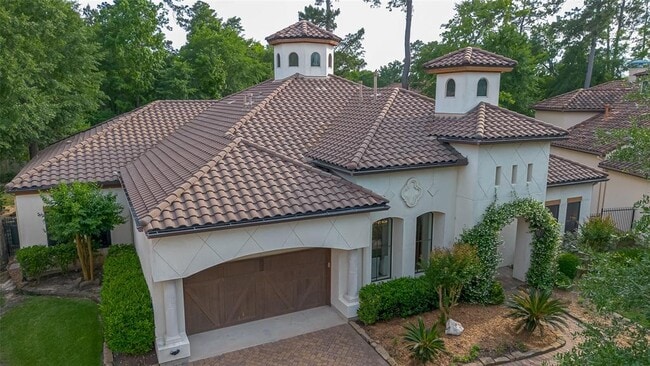 property at 3 Ivy Castle Ct