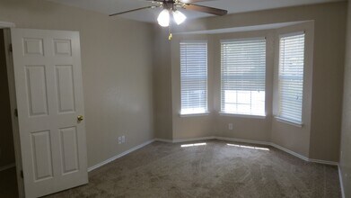 6611 Clovis Ct in San Antonio, TX - Building Photo - Building Photo