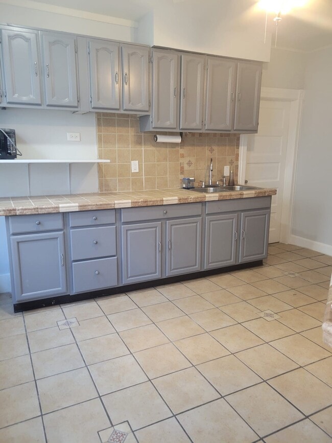 16 Stewart St, Unit First floor