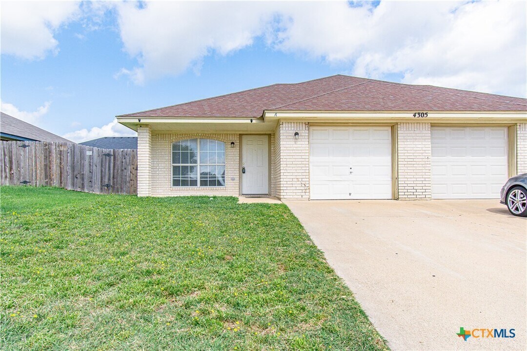4305 July Dr in Killeen, TX - Building Photo