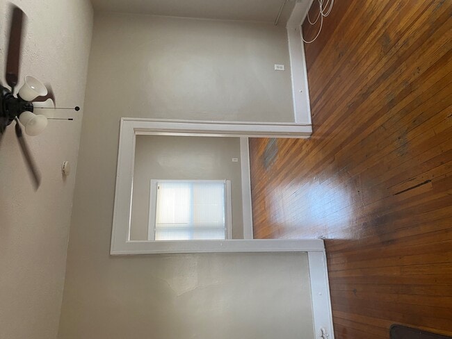 2209 Crittenden Dr, Unit #3