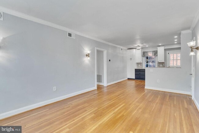 300 Commonwealth Ave in Alexandria, VA - Building Photo - Building Photo