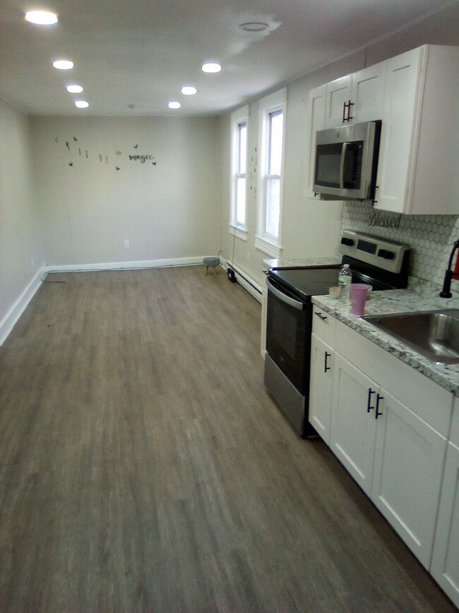 1213 Pittston Ave in Scranton, PA - Building Photo - Building Photo